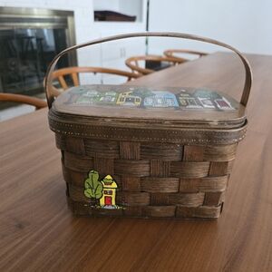 Vintage Caro-Nan basket